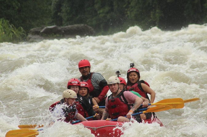 Río Balsa Whitewater Rafting La Fortuna - Image 3