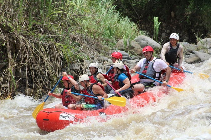 Río Balsa Whitewater Rafting La Fortuna - Image 5