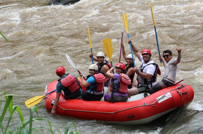 Río Balsa Whitewater Rafting La Fortuna - Image 7