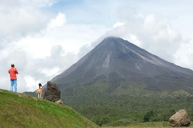 Arenal Volcano and Baldi Hot Springs Day Trip San José - Image 7