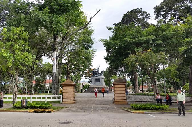 Bird's Nest: 2-Hour San José City Highlights Walking Tour