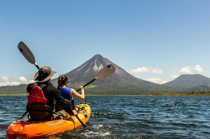 Kayaking Tour on Lake Arenal - Image 2
