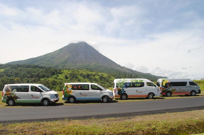 San José Airport Private Transfer to Jac– for 1 to 5 People