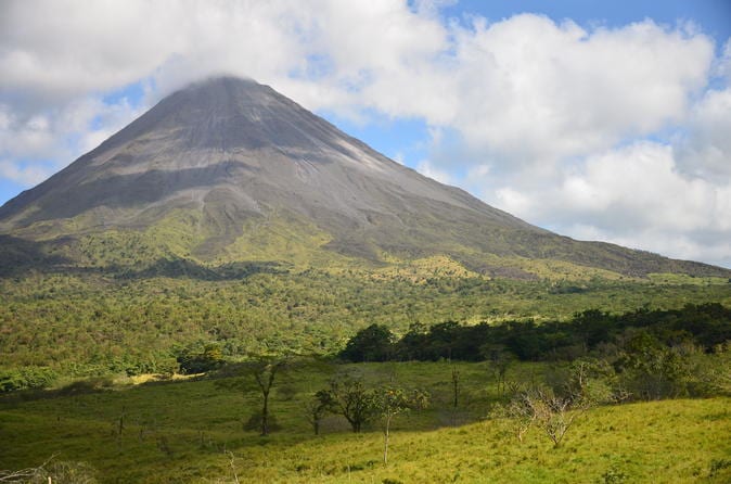 Arenal Volcano and Baldi Hot Springs Day Trip San José - Image 32