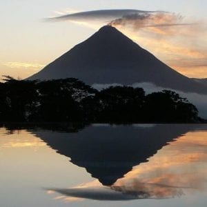 Full Day Zipline and Hot Spring Watch Wild Life at Arenal Volcano San José