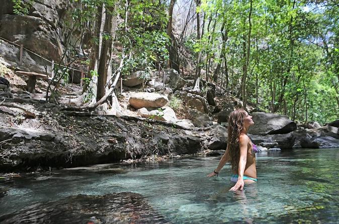 Río Perdido Aerial Canyoning And Hot Springs