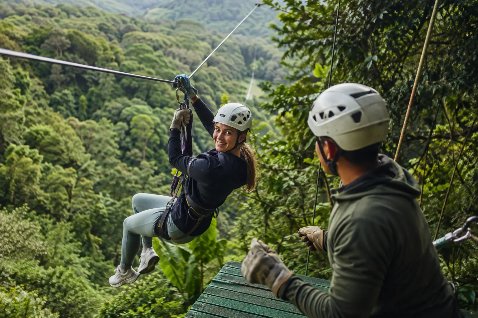 elvatura Black Diamond Pack zipline and hanging bridge in Monteverde